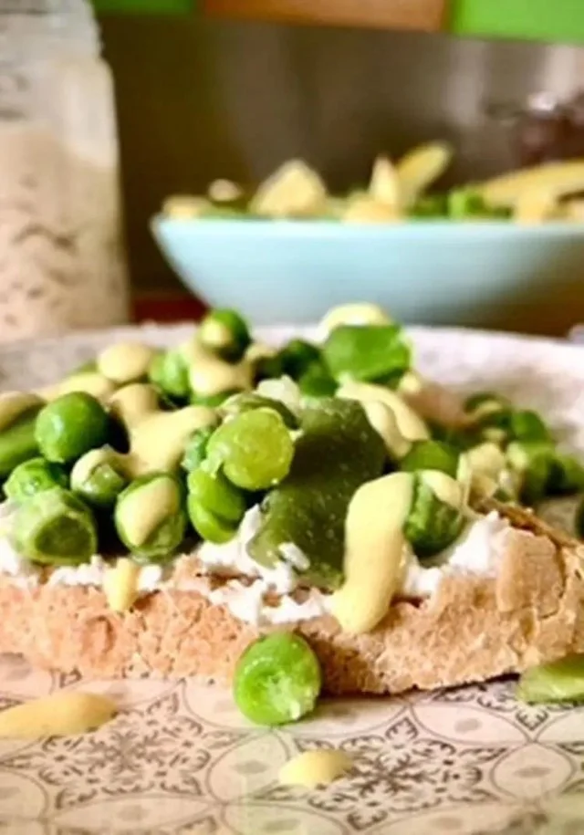 Bruschetta primavera
