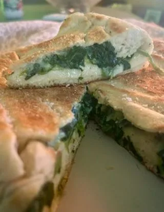Focaccia ripiena in padella