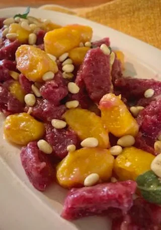 Gnocchi alla barbabietola e zafferano